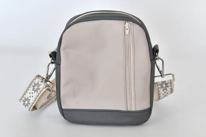 Ledertasche, Adrian M aus anthrazit- und grau Nappaleder aus Wasserbüffelleder, Unikat, hergestellt auf La Palma, Kanarische Inseln, Spanien, Europa
