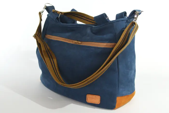 Ledertasche, Lena M aus geschliffenem Nubuk-Rindsleder in blau und cognac, Unikat, hergestellt auf La Palma, Kanarische Inseln, Spanien, Europa