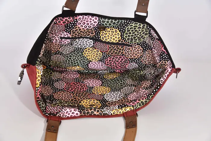 Ledertasche, Sarah S aus geschliffenem Nubuckleder und geschliffenem Nubuckleder und Schultergurten aus Dickelder, Unikat, hergestellt auf La Palma, Kanarische Inseln, Spanien, Europa