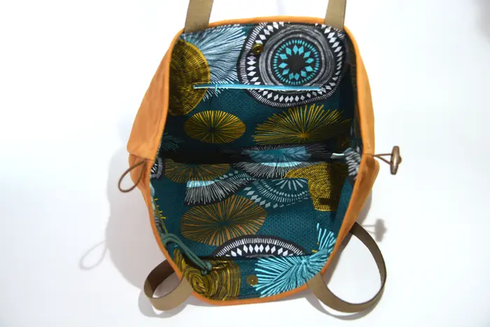 Ledertasche, Sarah S aus geschliffenem Nubuk-Rindsleder in cognac, Unikat, hergestellt auf La Palma, Kanarische Inseln, Spanien, Europa