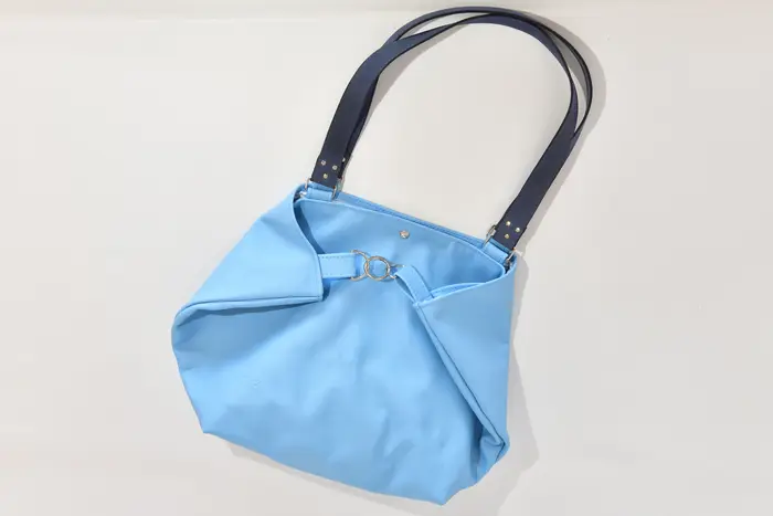 Ledertasche, Sarah playa L aus Rindsnappaleder in himmelblau, Unikat, hergestellt auf La Palma, Kanarische Inseln, Spanien, Europa