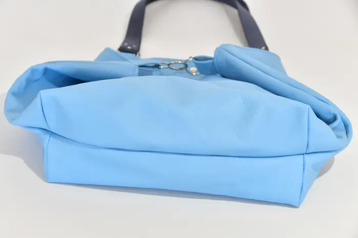 Ledertasche, Sarah playa L aus Rindsnappaleder in himmelblau, Unikat, hergestellt auf La Palma, Kanarische Inseln, Spanien, Europa