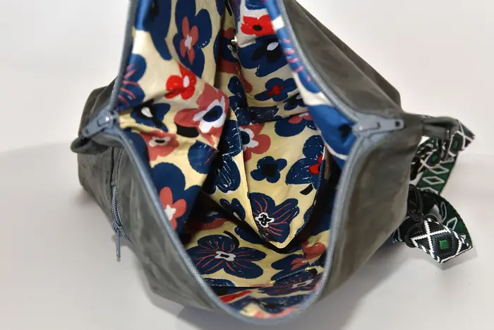 Sam flex M aus nachtblauem Nubuk-Rindsleder