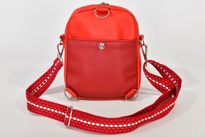 Ledertasche, Adrian flex M aus rotorangefarbenem Nappa-Wasserbüffelleder und rotem Anilin-Nappaleder aus Rindsleder, Unikat, hergestellt auf La Palma, Kanarische Inseln, Spanien, Europa
