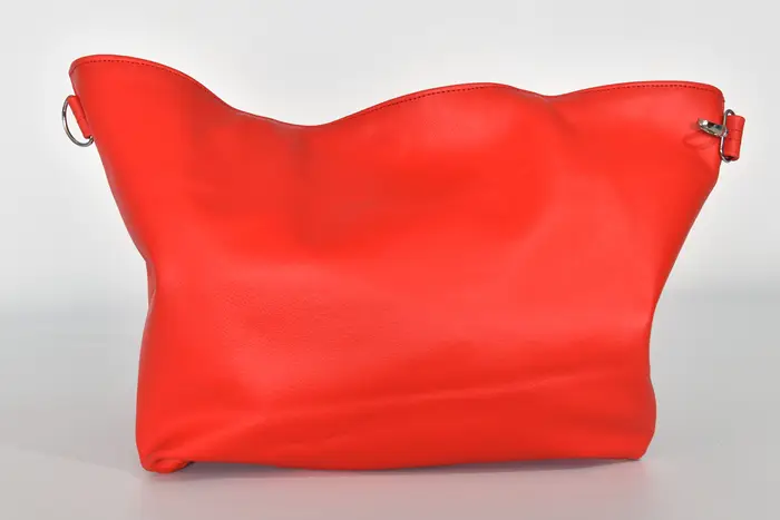 Ledertasche, Sarah S aus Nappa-Wasserbüffelleder in rotorange, Unikat, hergestellt auf La Palma, Kanarische Inseln, Spanien, Europa