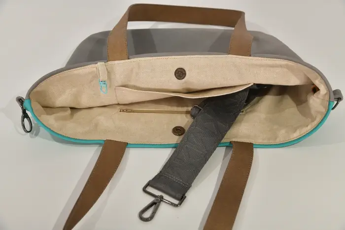 Ledertasche, Sarah S aus Nappa-Wasserbüffelleder in türkis und geschliffenem Nubuckleder in blaugrau und Schultergurten aus Dickelder, Unikat, hergestellt auf La Palma, Kanarische Inseln, Spanien, Europa