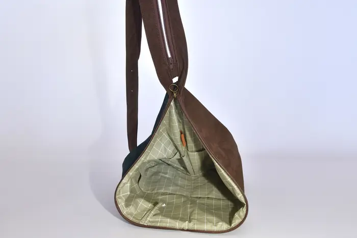 Lederrucksack, Tim S aus blaugrünem, geschliffenem Nubuk-Rindsleder und braunem, geschliffenem Nubuk-Wasserbüffelleder, Unikat, hergestellt auf La Palma, Kanarische Inseln, Spanien, Europa