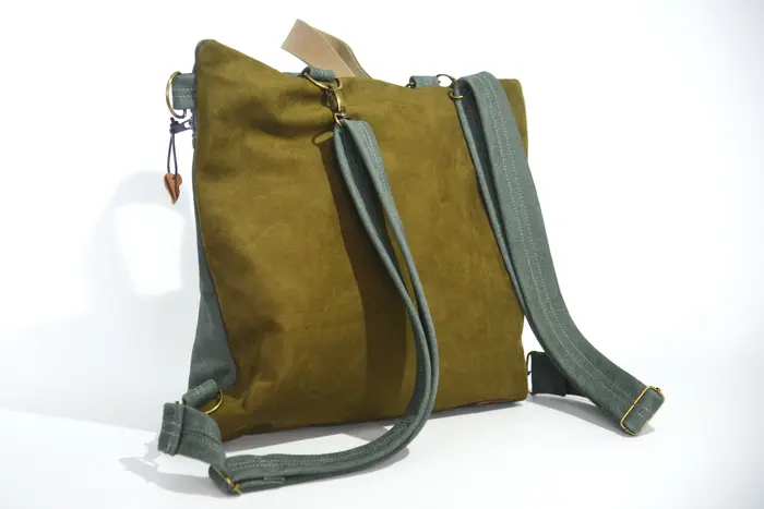 Lederrucksack, Petra M aus geschliffenem Nubuckleder in dunkelgrau und olivgrün, Unikat, hergestellt auf La Palma, Kanarische Inseln, Spanien, Europa