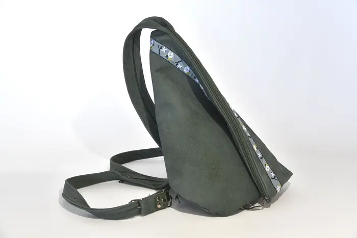 Lederrucksack, Tim S aus geschliffenem Nubuk-Wasserbüffelleder in dunkelgrau, Unikat, hergestellt auf La Palma, Kanarische Inseln, Spanien, Europa
