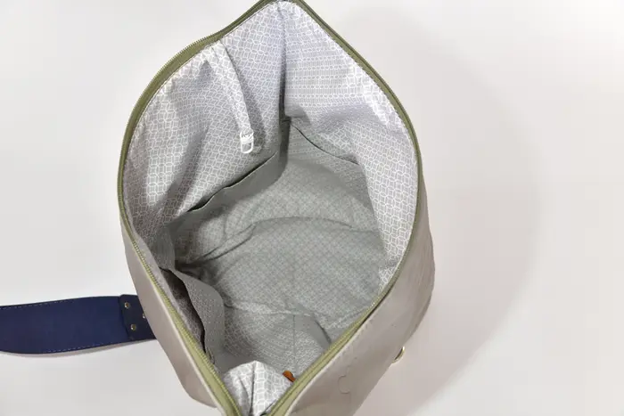 Lederrucksack, Tim S aus grauem Anilin-Nappaleder aus Rindsleder, Unikat, hergestellt auf La Palma, Kanarische Inseln, Spanien, Europa