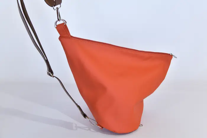 Lederrucksack, Tim S aus Nappaleder in mandarine, Unikat, hergestellt auf La Palma, Kanarische Inseln, Spanien, Europa