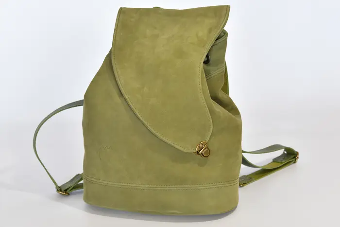 Lederrucksack, Niki M aus fein weichem Nubuckleder in olivgrün, Unikat, hergestellt auf La Palma, Kanarische Inseln, Spanien, Europa