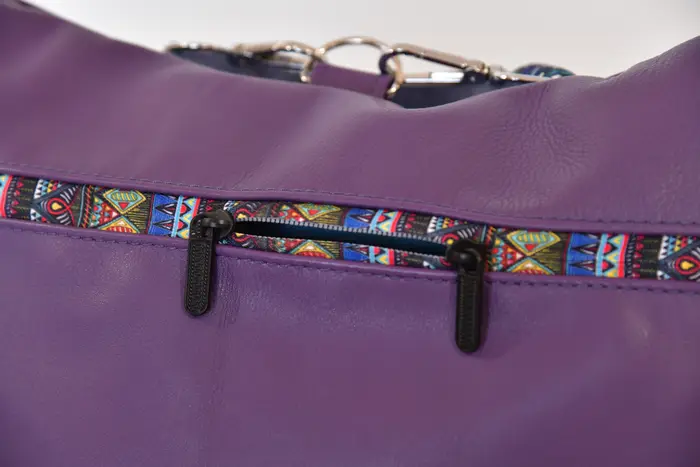 Lederrucksack, Petra blando M mit Zierreißverschluss aus weichem Anilin-Nappaleder in violett, Unikat, hergestellt auf La Palma, Kanarische Inseln, Spanien, Europa