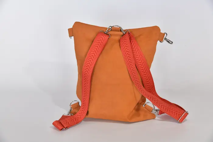 Lederrucksack, Petra S aus geschliffenem Nubuk-Rindsleder in cognac, Unikat, hergestellt auf La Palma, Kanarische Inseln, Spanien, Europa