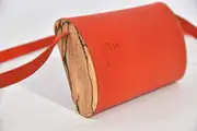 Jenny XS aus geschliffenem PullUp-Wasserbüffel-Blankleder in orange mit gestocktem Buchenholz aus Deutschland