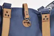 Sarah S aus geschliffenem Nubuckleder in blau und Schultergurten aus Dickelder