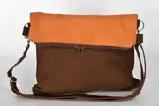 Sam flex M aus geschliffenem Wasserbüffelnubukleder in braun und geschliffenem Rindsnubukleder in cognac