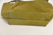 bolso de cuero, Sarah playa L en cuero nobuk de vaca fino y suave en verde oliva, pieza única, fabricada en La Palma, Islas Canarias, España, Europa
