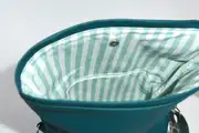 Sam M aus Nappa-Wasserbüffelleder in petrol