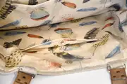 Sarah S aus weichem, vintage Wasserbüffel-Nubuckleder in schlammgrau und Schultergurten aus Dickelder