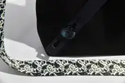 Sam dia S aus geschliffenem Nubuk-Wasserbüffelleder in schwarz