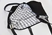Ledertasche, Sarah playa L aus geschliffenem Rindsnubuckleder in sehr schwarz, Unikat, hergestellt auf La Palma, Kanarische Inseln, Spanien, Europa