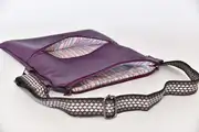Sam flex M aus violettem, semianilin Nappa-Rindsleder