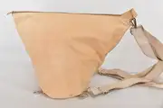 Lederrucksack, Tim S aus geschliffenem Nubuk-Wasserbüffelleder in beige, Unikat, hergestellt auf La Palma, Kanarische Inseln, Spanien, Europa