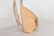 Lederrucksack, Tim S aus geschliffenem Nubuk-Wasserbüffelleder in beige, Unikat, hergestellt auf La Palma, Kanarische Inseln, Spanien, Europa