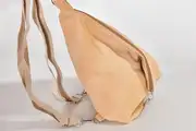 Lederrucksack, Tim S aus geschliffenem Nubuk-Wasserbüffelleder in beige, Unikat, hergestellt auf La Palma, Kanarische Inseln, Spanien, Europa
