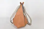 Lederrucksack, Tim S aus Nappa-Wasserbüffelleder in sandgelb, Unikat, hergestellt auf La Palma, Kanarische Inseln, Spanien, Europa