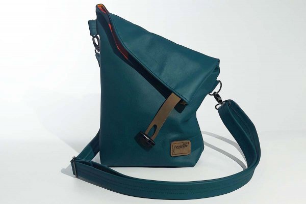 Leather bag model Sam blando ocean green