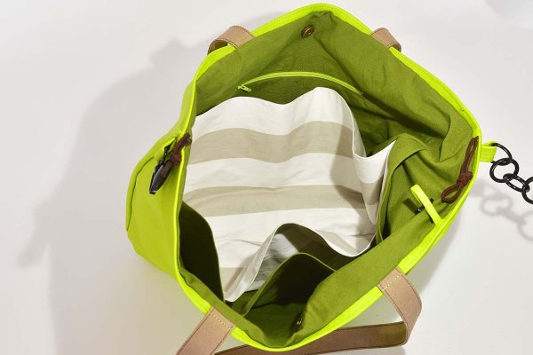 Bolso de cuero modelo Sarah verde manzana