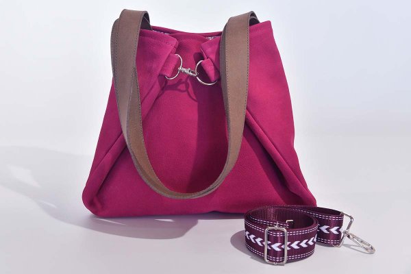 Bolso de cuero modelo Sarah color frambuesa oscuro