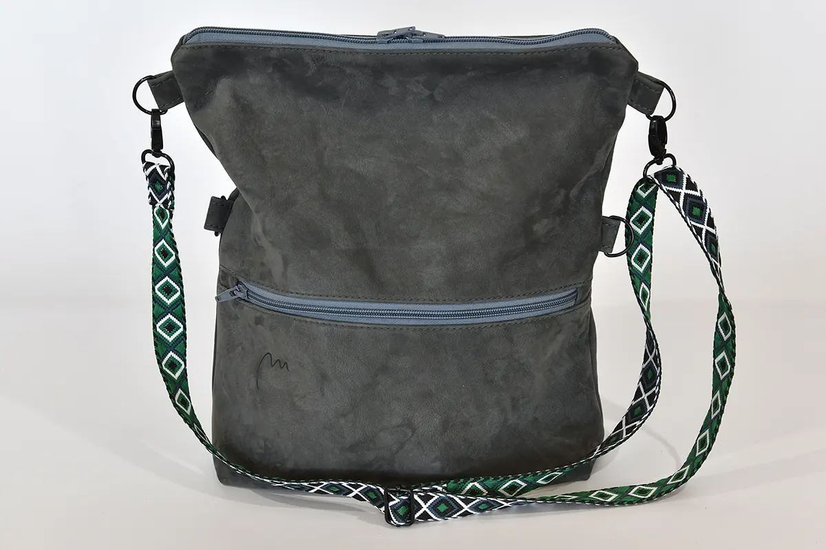 Sam flex M aus nachtblauem Nubuk-Rindsleder