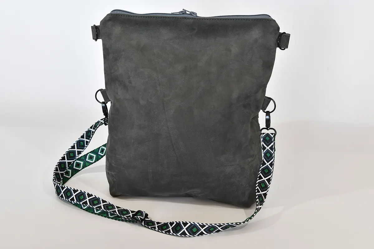 Sam flex M aus nachtblauem Nubuk-Rindsleder