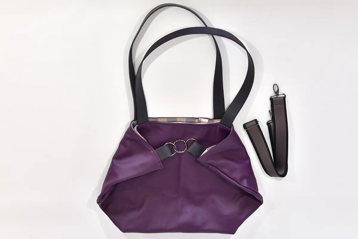 Sarah Playa L aus Anilin-Nappaleder in violett