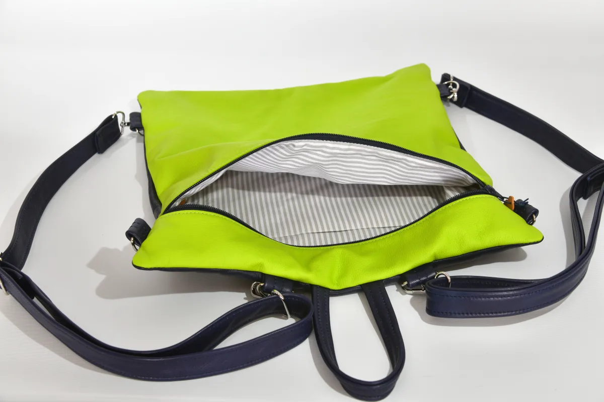 Petra M aus Nappa-Wasserbüffelleder in neongrün und pflanzlich softem Rindsleder in marineblau