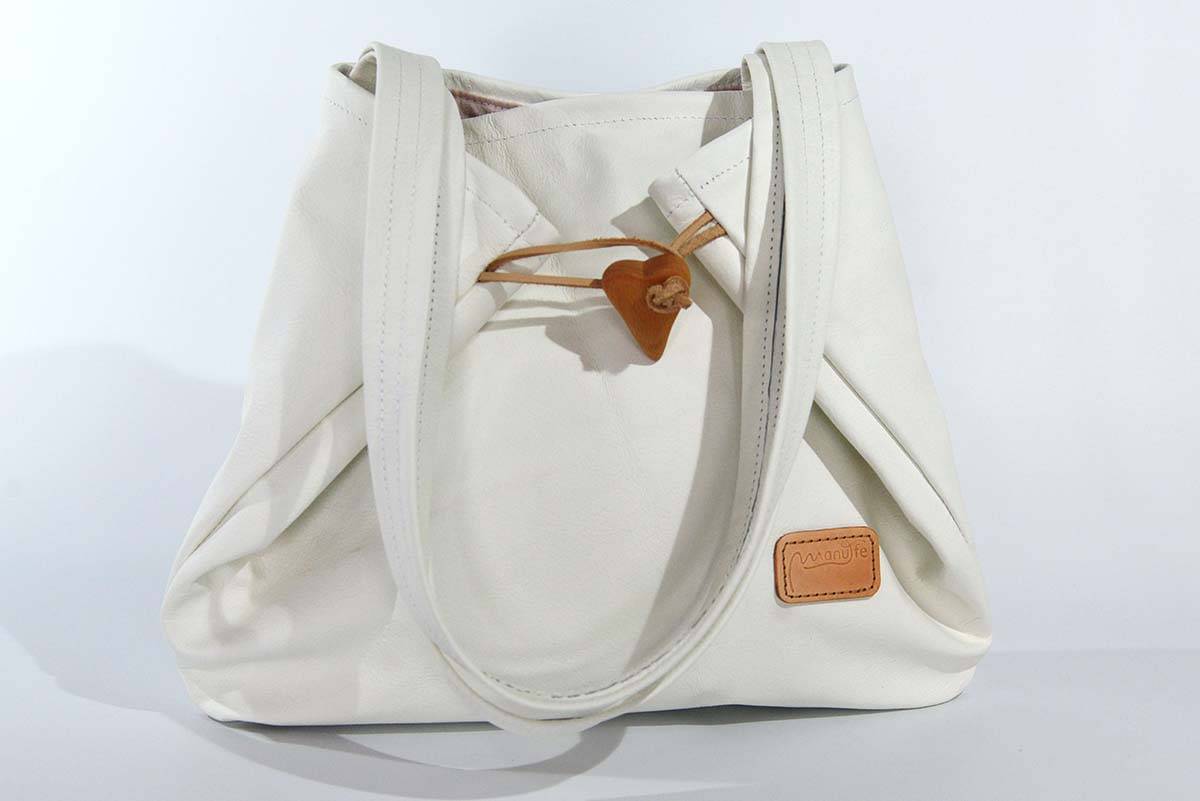 Ledertasche Modell Sarah weiß