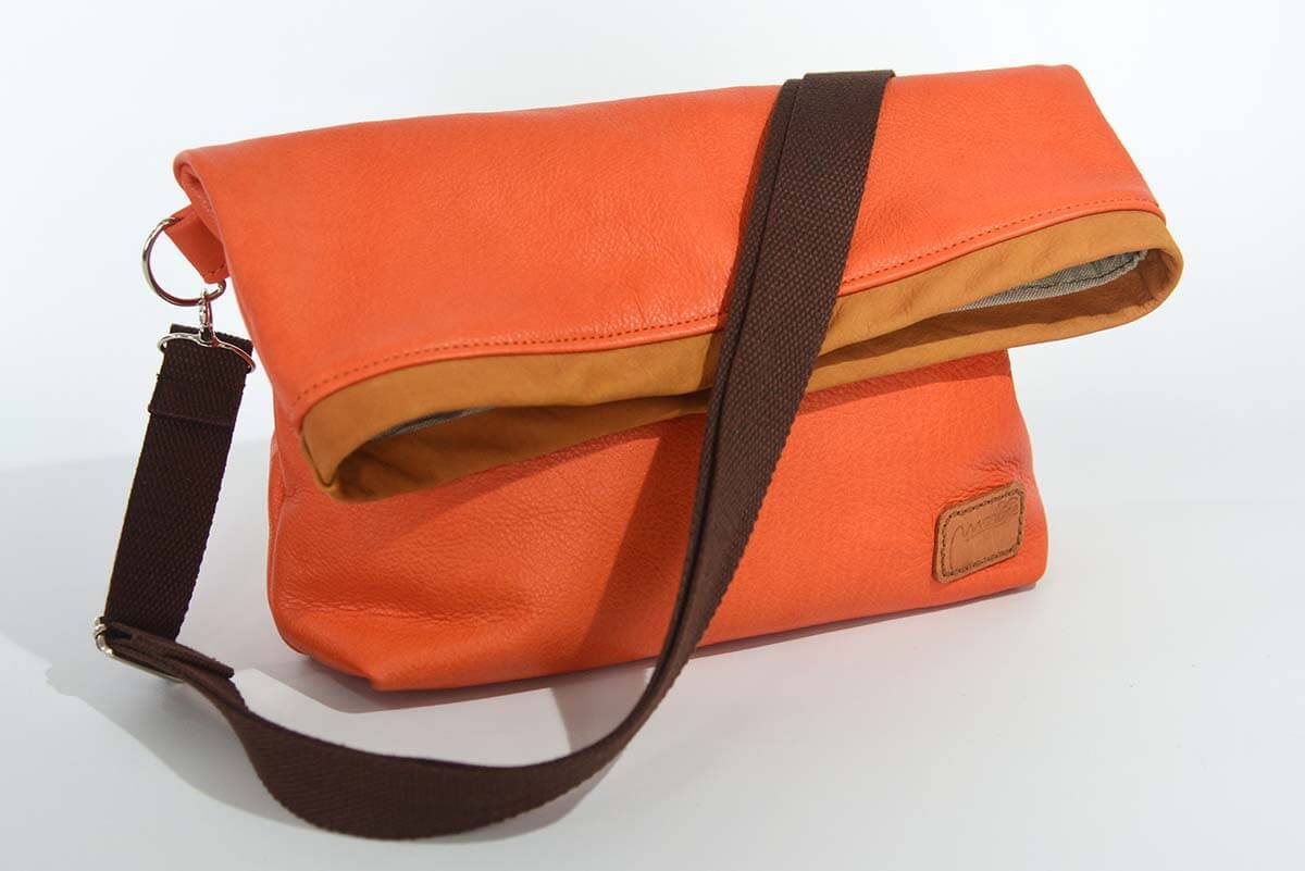 Ledertasche Modell Sam orange und hellbraun