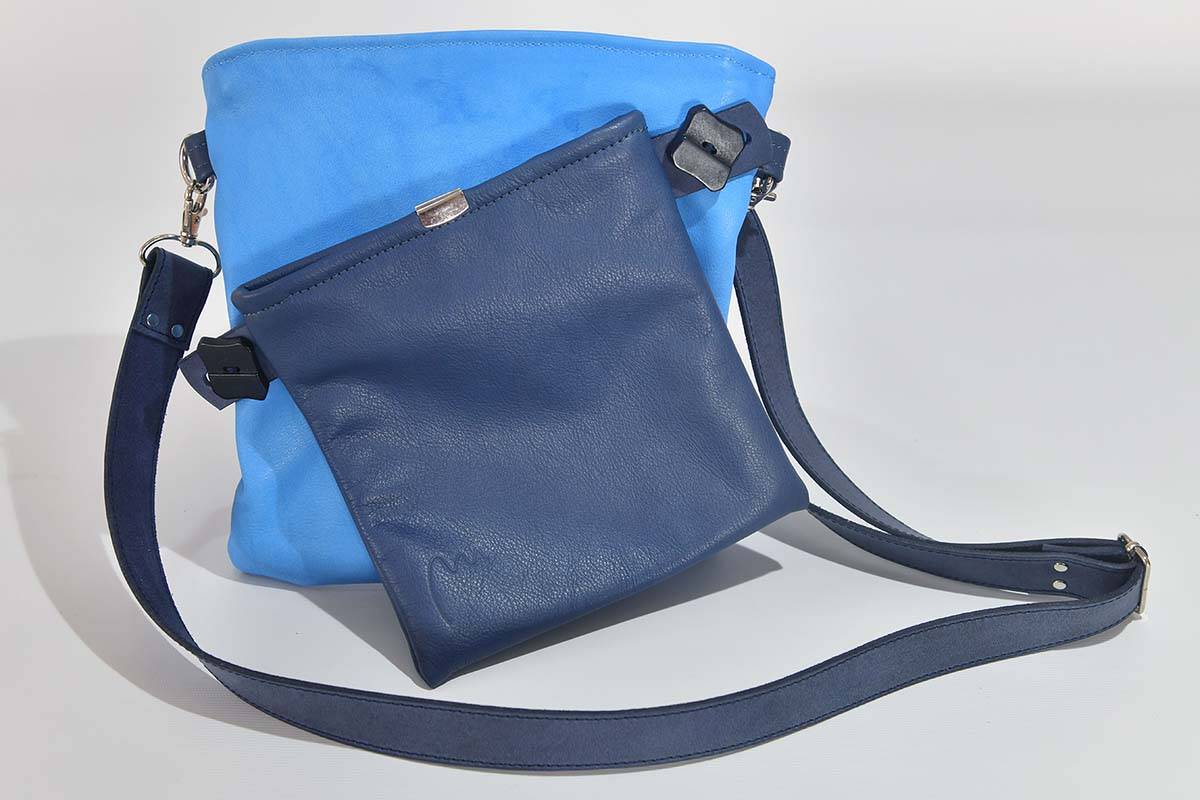 Ledertasche Ben dia hellblau / dunkelblau