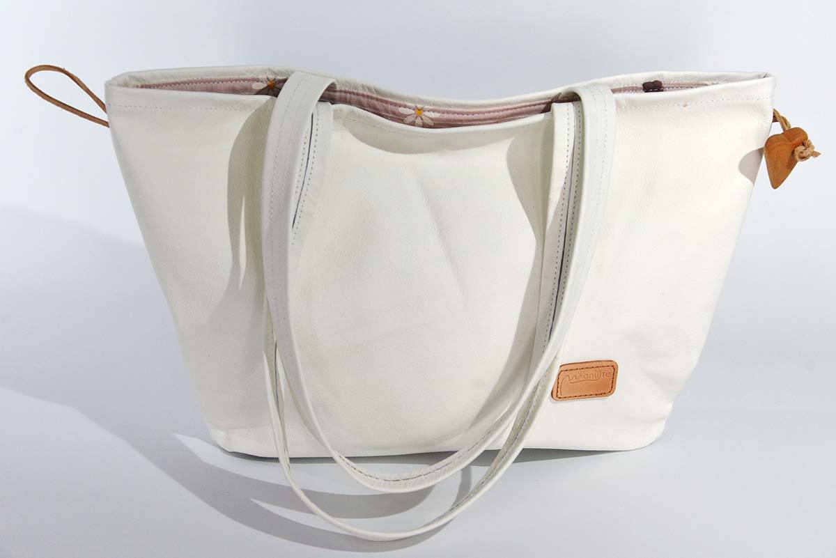 Ledertasche Modell Sarah weiß