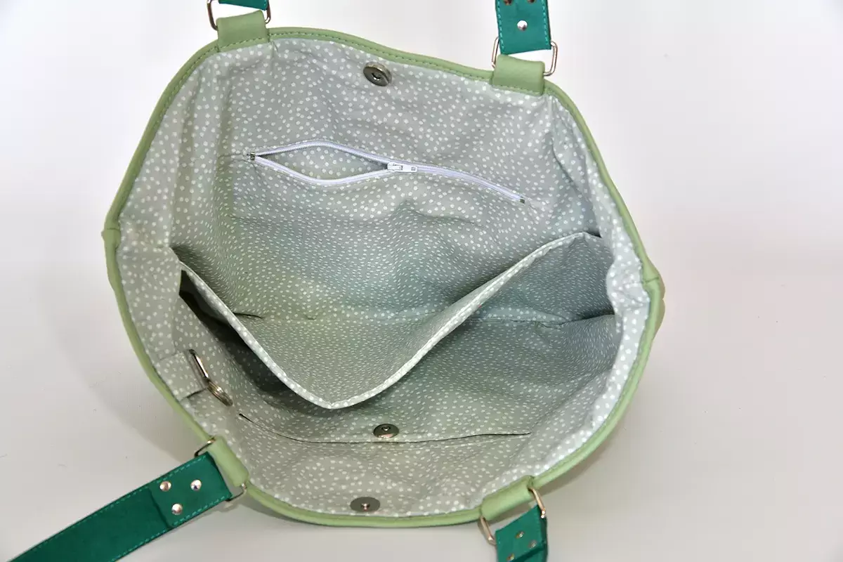 Handgefertige Ledertasche Sarah S mintgrünes extra weiches Rindsleder