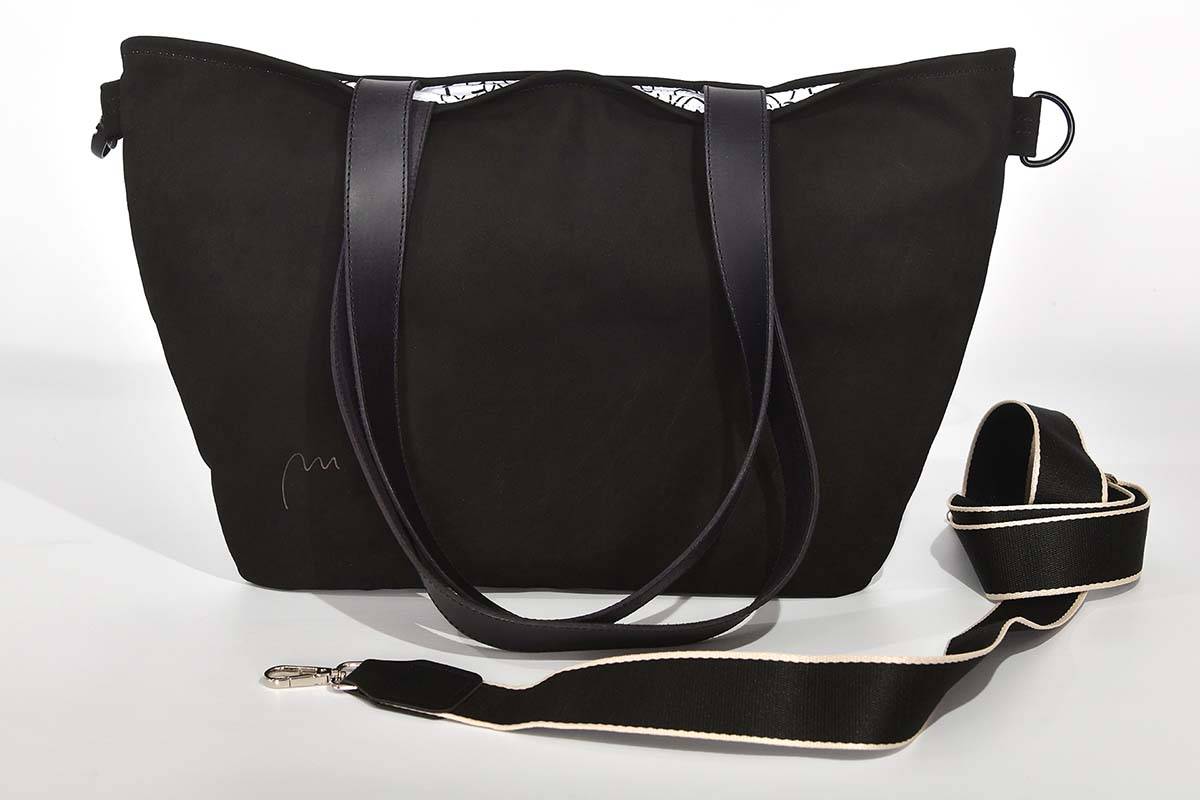 Ledertasche Modell Sarah schwarz