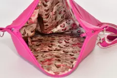 handgefertigte-ledertasche-pink_26007_Sam_flex_05