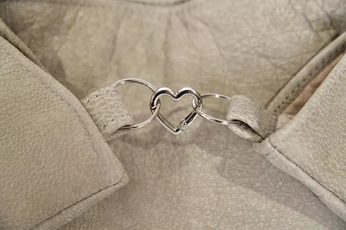 Handgefertige Ledertasche Sarah S Wasserbüffel-Nubuleder vintage grau