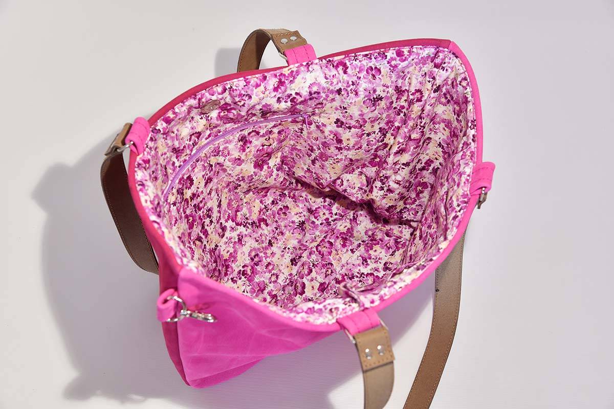 Ledertasche Sarah S zweifarbig himbeer hell und himbeer dunkel