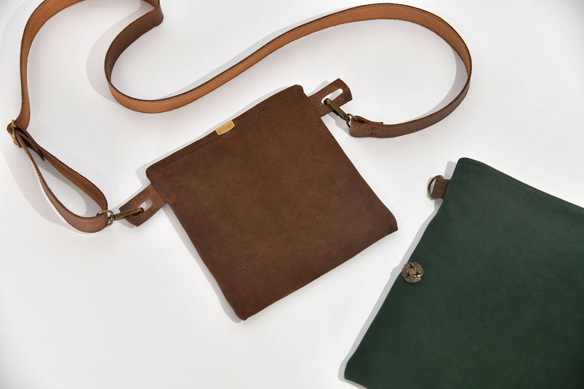 Ledertasche Ben dia braun / dunkelgrün