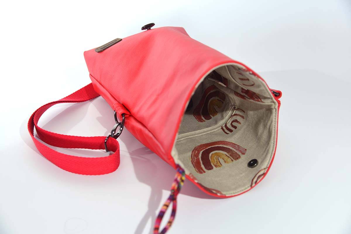 Ledertasche Modell Sam blando mohnrot