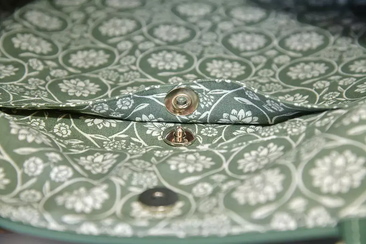 Handgefertige Ledertasche Sarah S kobaltblaues Rindsleder kräftig weich